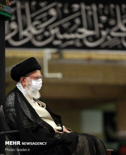 Ayatollah Khamenei at mourning procession of Imam Sajjad