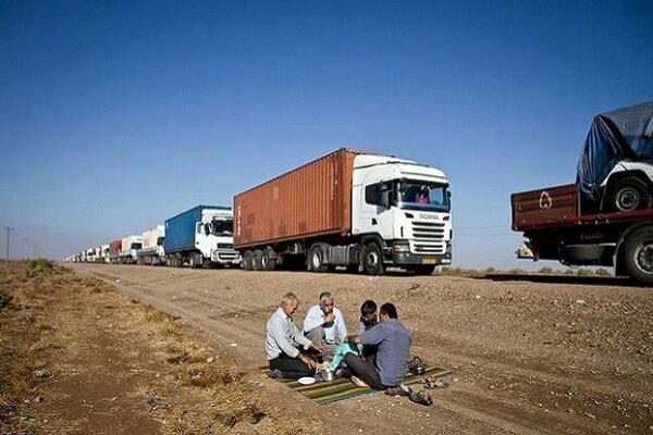 معطلی بیش از یک هزار کامیون حمل بار در مرز دوغارون 