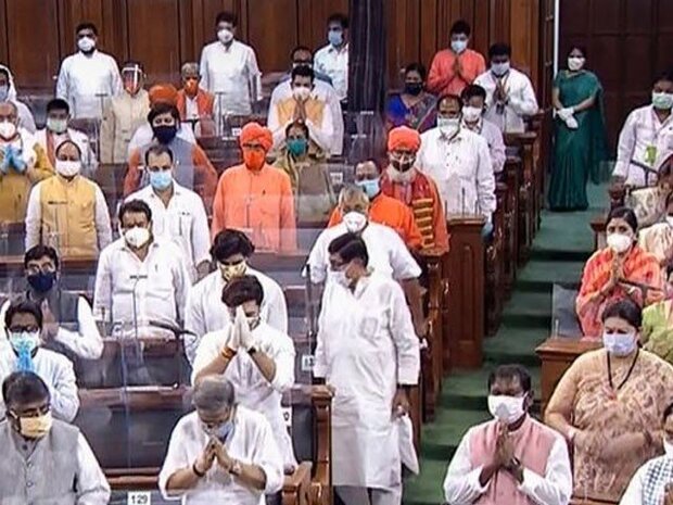 بھارتی پارلیمنٹ کے 30 ممبران اور 50 ملازمین کا کورونا وائرس ٹیسٹ مثبت آگیا