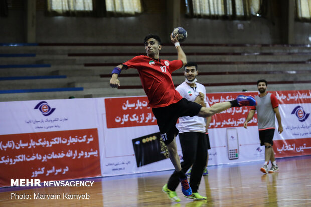 Iran men’s junior handball team holding camp in Tehran