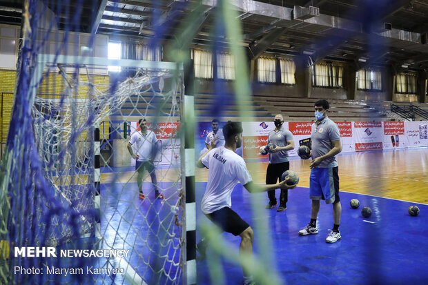 Iran men’s junior handball team holding camp in Tehran