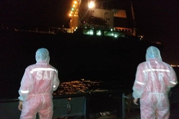 خدمات پزشکی به کشتی‌های عبوری از دریای عمان ارائه می‌شود