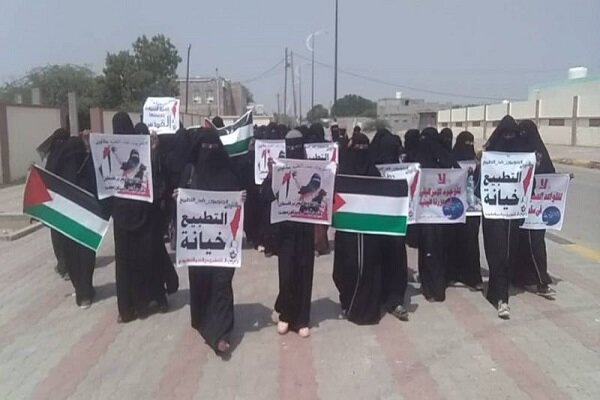 تظاهرات زنان یمنی علیه حضور رژیم صهیونیستی در سقطری