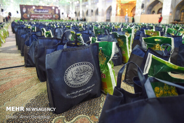 Livelihood assistance packages distributed in Shiraz