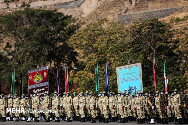 Army uni. students’ graduation ceremony in Tehran
