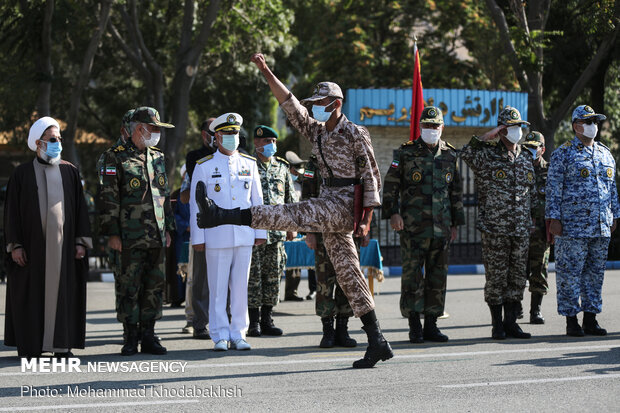 Army uni. students’ graduation ceremony in Tehran
