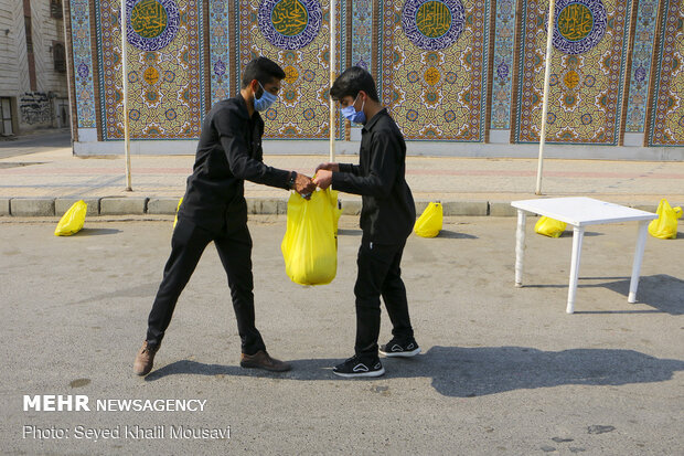 Livelihood assistance packages distributed in Ahvaz
