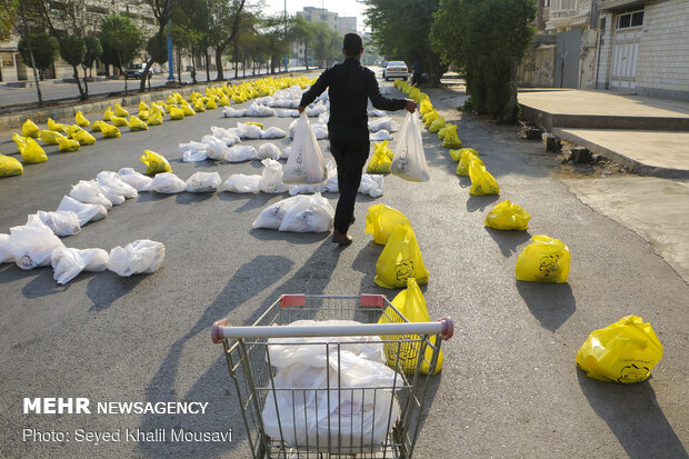 Livelihood assistance packages distributed in Ahvaz
