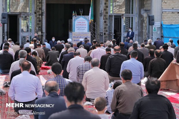 Friday Prayer in Zanjan with health protocols in place
