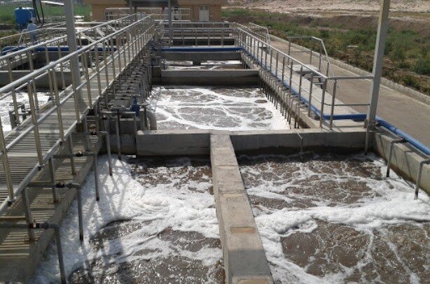 نمک زدایی از آب با دستگاه ایرانی در ۳ روستا اجرایی شد/ تصفیه ۱۵۰ مترمکعب آب در شبانه روز