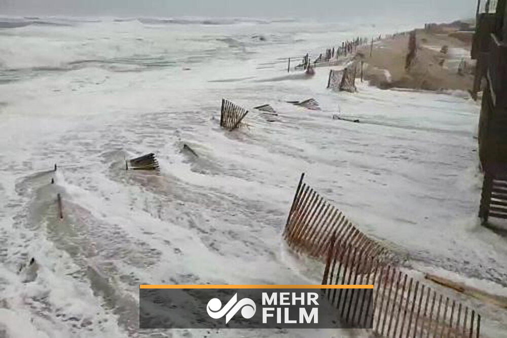 طوفان لانوس در سواحل یونان
