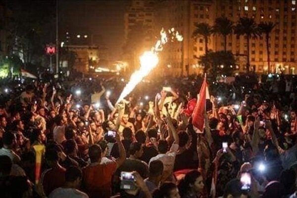 تظاهرات مصری ها علیه السیسی/بازداشت ۲۰۰ معترض طی ۳ شب