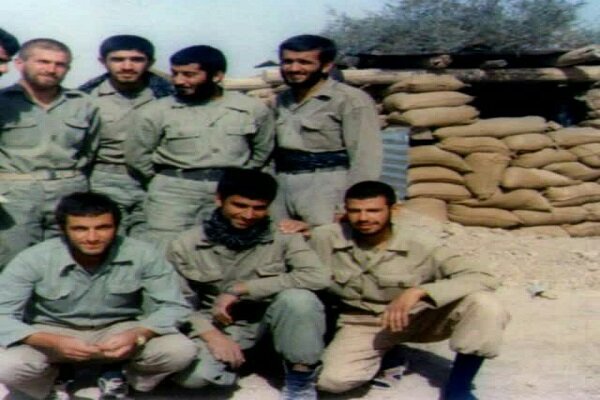 خاطراتی از یک رزمنده دوران دفاع مقدس در استان همدان خاطراتی از یک رزمنده دوران دفاع مقدس در استان همدان