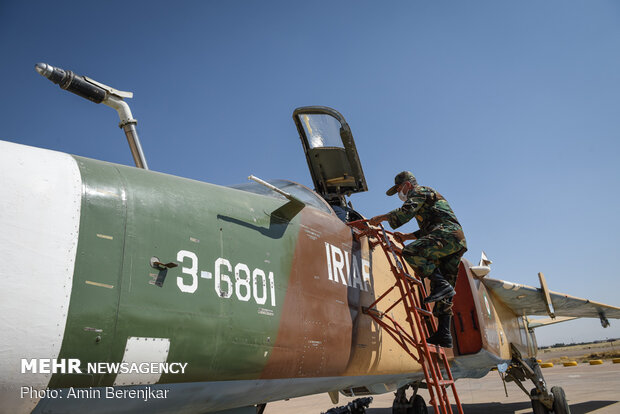 نمایشگاه توانمندی های نیروی هوایی ارتش در شیراز