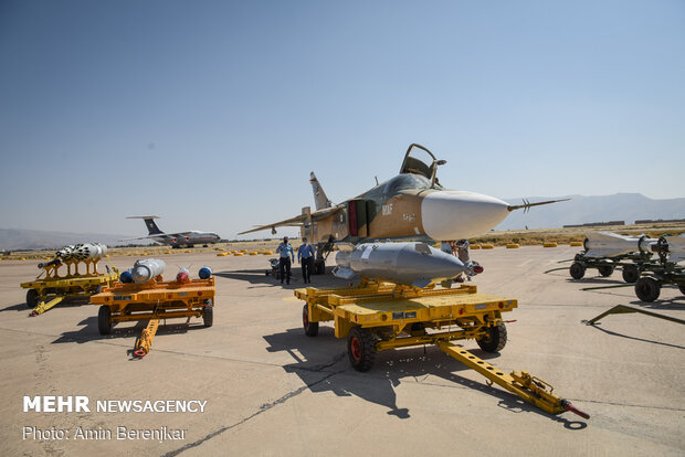 Şiraz'da Hava Kuvvetleri güçlendirme sistemleri fuarı