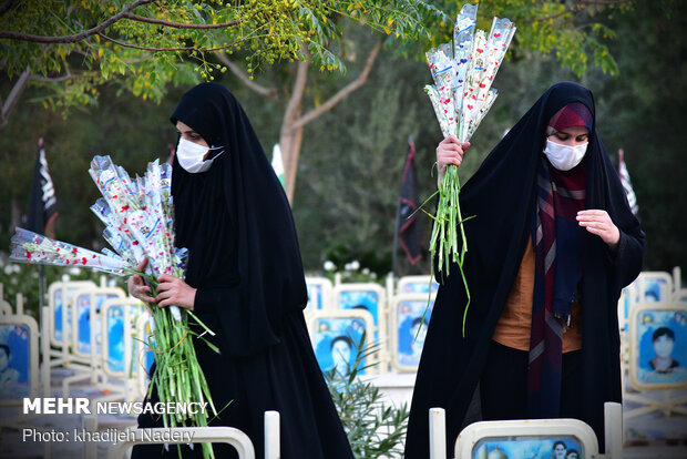 Dusting ceremony of Martyrs’ Cemetery in Isfahan
