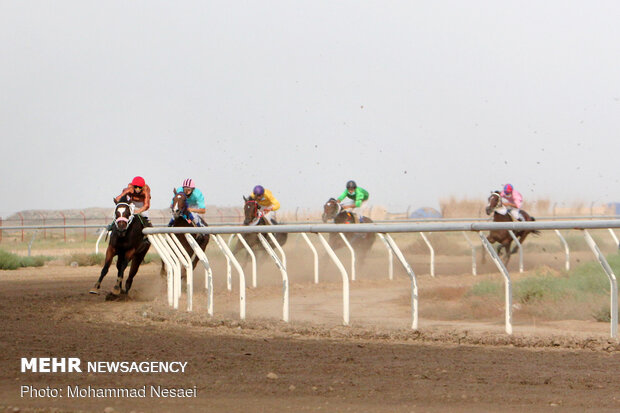 Horse racing competitions in N Iran