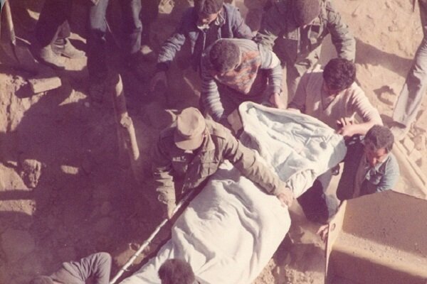 گزارشی از حمله موشکی دشمن بعثی به همدان