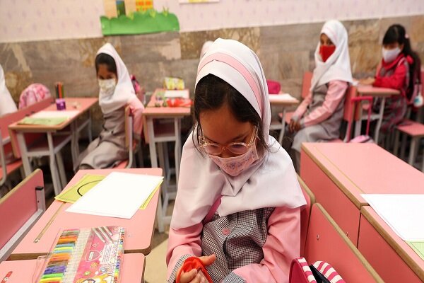 ۲۳۵ هزار دانش‌آموز در استان بوشهر سال تحصیلی جدید را آغاز کردند