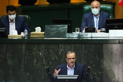 New industry min. gets vote of confidence from Parliament