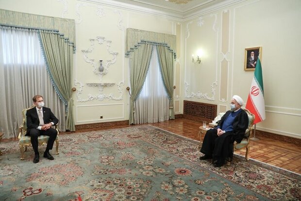 Rouhani hails Norway's stance towards unilateralism