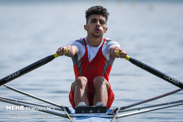 National rowing tournament held in Tehran