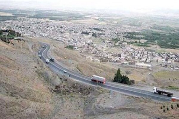 تصویر هوایی از گردنه‌ گویجه‌بئل در بزرگراه اهر- تبریز 