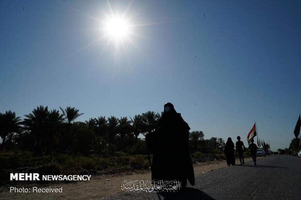 Arbaeen trekking from Baghdad to Karbala