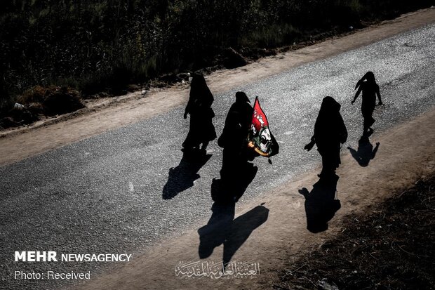 Iraqi Shia hold Arbaeen procession