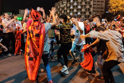 Persepolis fans celebrate victory over Al Nassr
