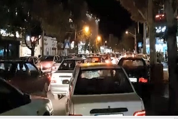 شادی مردم قزوین پس از پیروزی تیم پرسپولیس