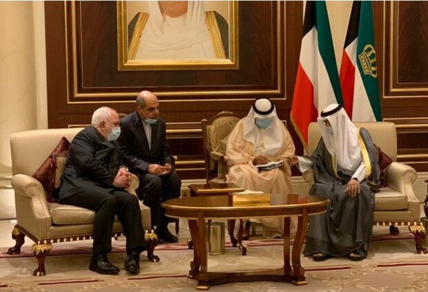 Iran’s visiting FM meets with new Kuwaiti Emir