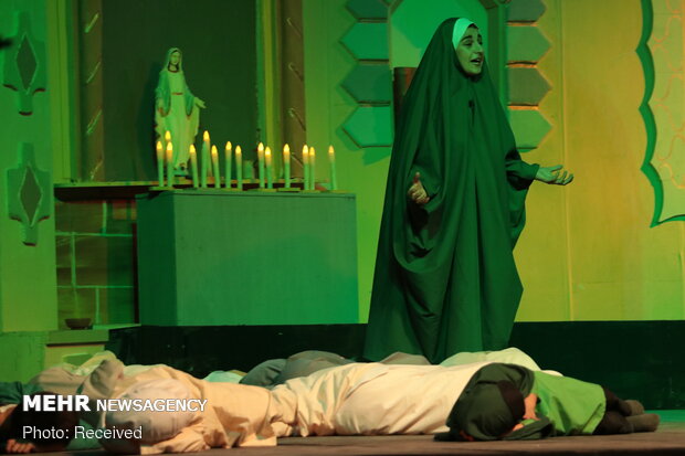  Final performance of "The sun rises from Aleppo" play