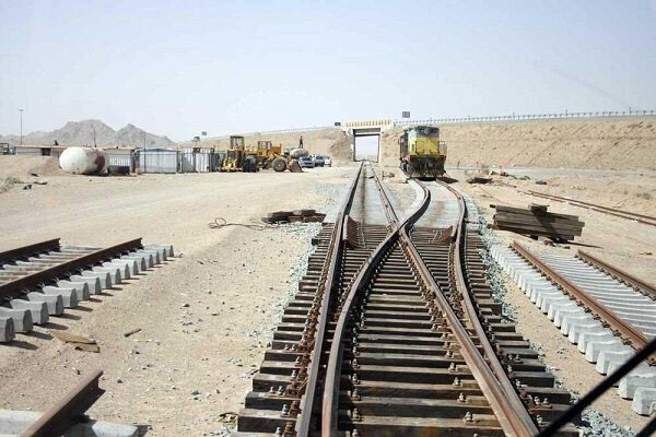 خط عریض ریلی ایران- ترکمنستان با هزینه ۴.۵ میلیون دلار افتتاح شد