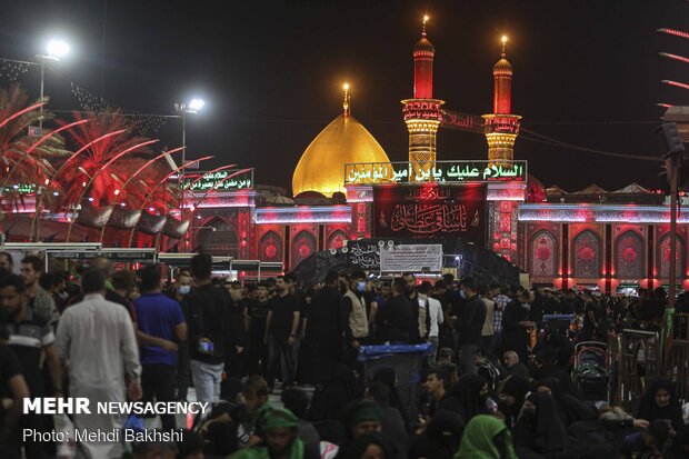 Shia Muslims hold Arbaeen mourning rituals
