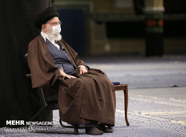 Leader at recitation ceremony of Arbaeen supplications
