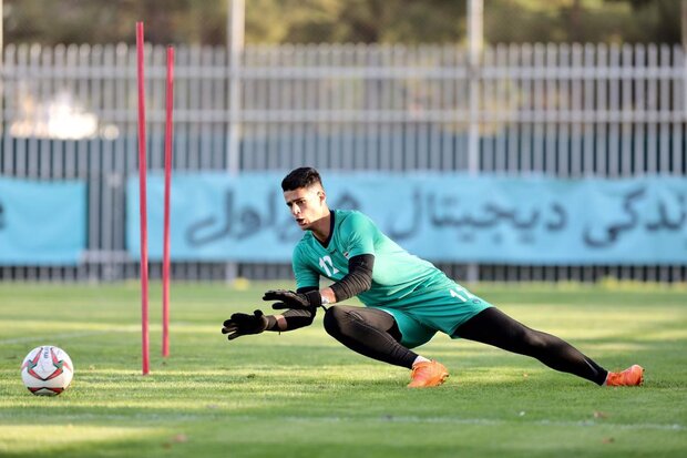 Poland’s Raków eyeing Iranian goalie Niazmand: report