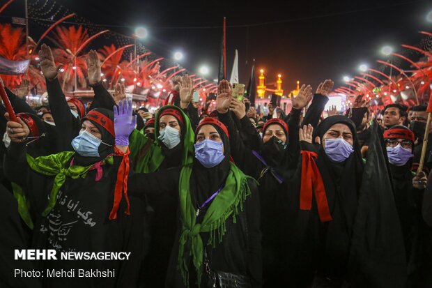 وداع زائران اربعین با سیدالشهدا(ع) و ابوالفضل العباس(ع)