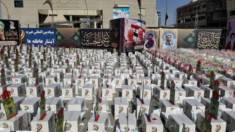 اهدای هشت هزار بسته معیشتی به محرومان در مشهد