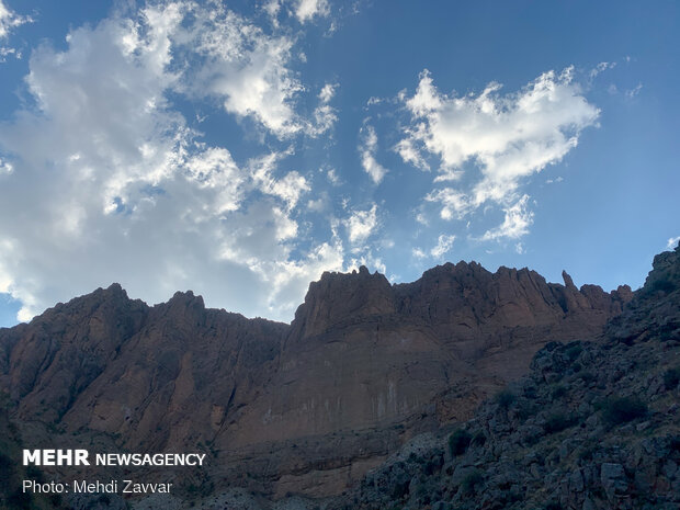 Rock climbing in Urmia 