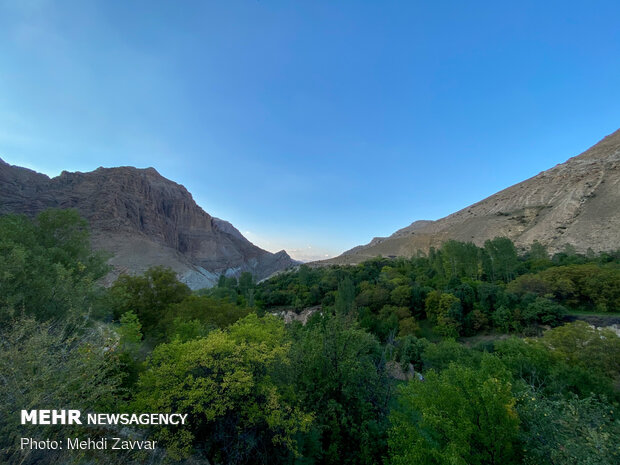 Rock climbing in Urmia 