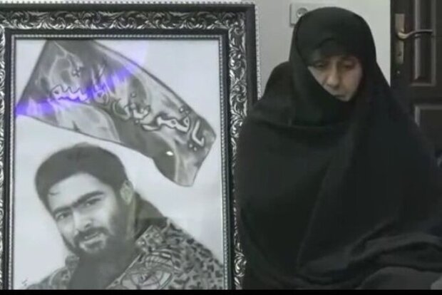 مادر شهید حاجی زاده: مردم سنگ تمام گذاشتند مادر شهید حاجی زاده: مردم سنگ تمام گذاشتند