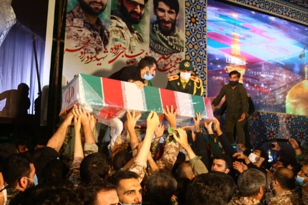 وداع با «چهار سال و پنج ماه و ۵ روز غربت»/ پایان انتظار ام وهب‌ها