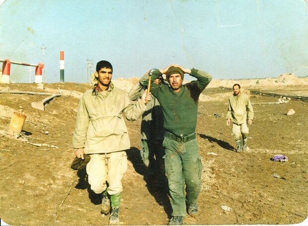 ماجرای اسیر کردن دو فرمانده عراقی با دست خالی
