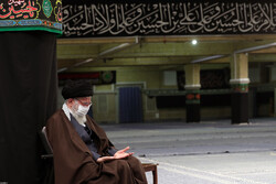 İslam Devrimi Lideri matem törenine iştirak etti