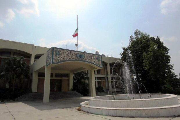 السفارة الإيرانية في باكستان تطالب من السويد اتخاذ إجراءات عملية لوقف تدنيس القرآن الكريم
