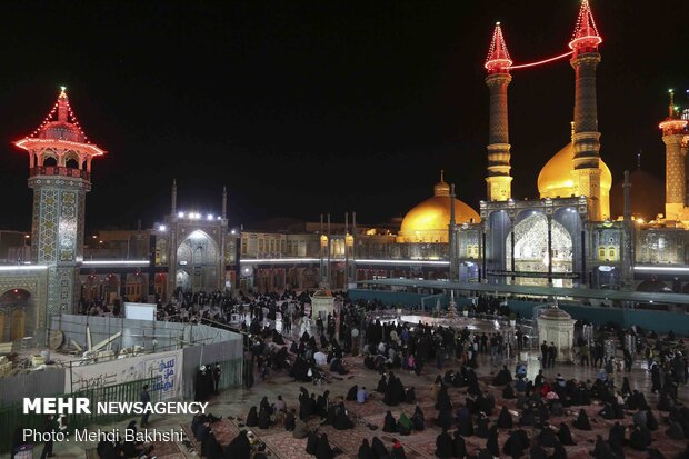 Mourning ceremonies at Hazrat Masoumeh Shrine 