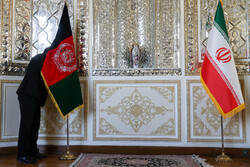 Tehran, Kabul stress need to ink doc. on strategic coop.