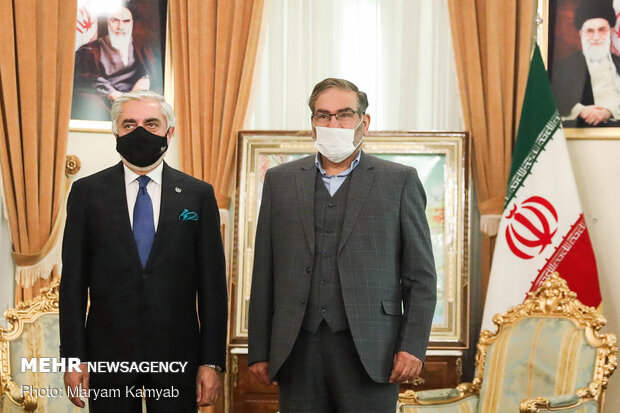 دیدار رئیس شورای عالی مصالحه افغانستان با دبیر شورای امنیت ملی