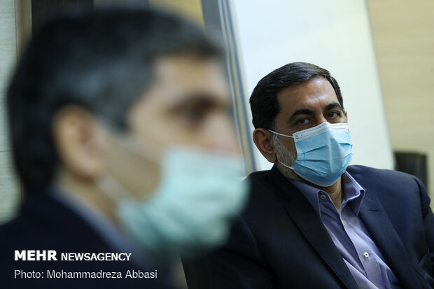 گفتگو با اعضای انجمن تولیدکنندگان و صادرکنندگان محصولات بیوتکنولوژی پزشکی ایران